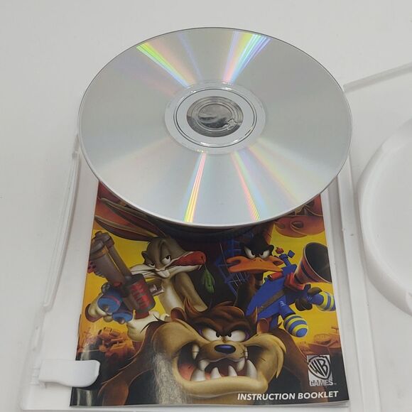 Looney Tunes Acme Arsenal Nintendo Wii Game with Instruction Manual & Ca… - Picture 4 of 4